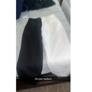 Sweats & Jeans that are cute and make butt look bootylicious 😛